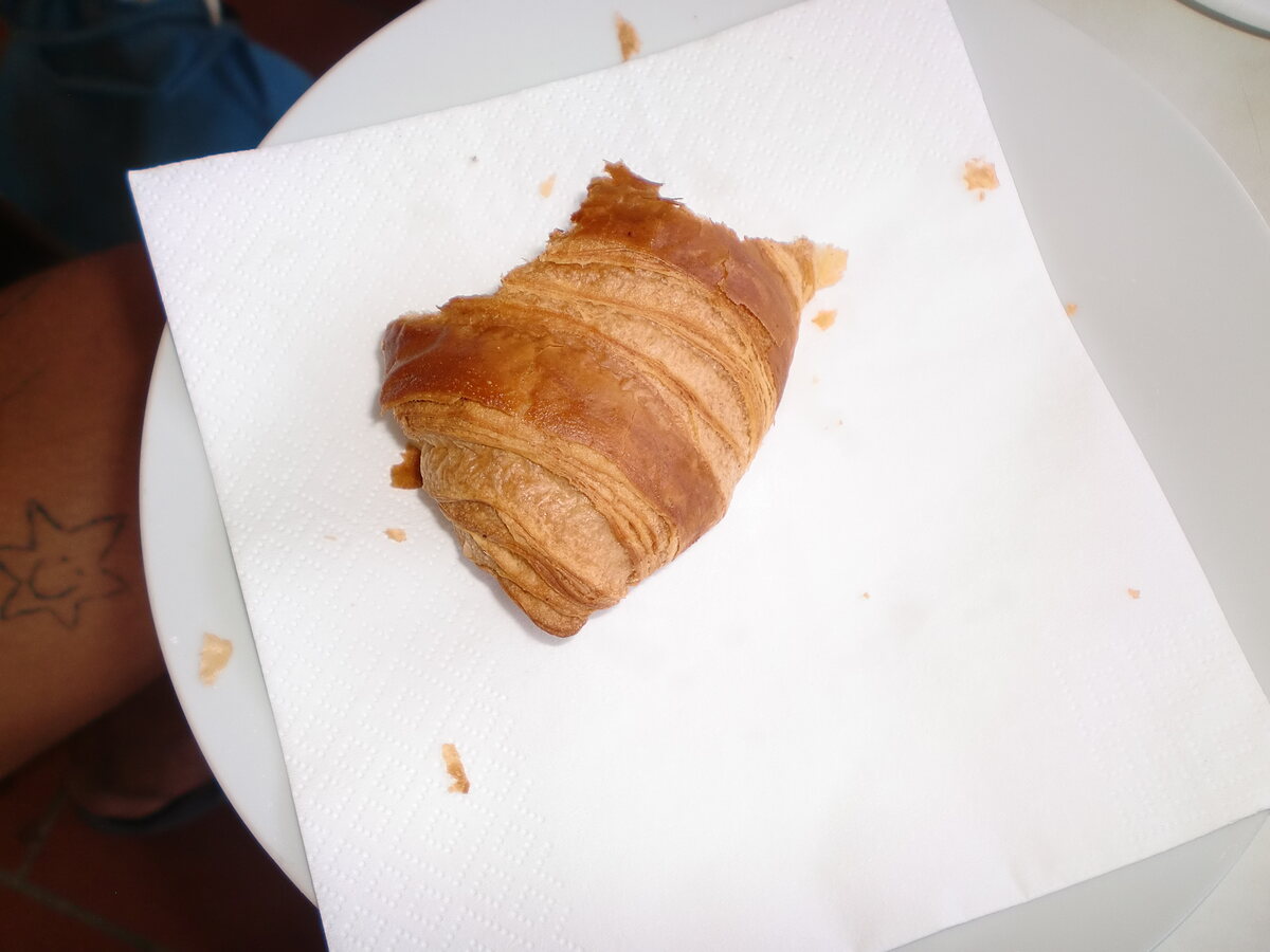 Half croissant