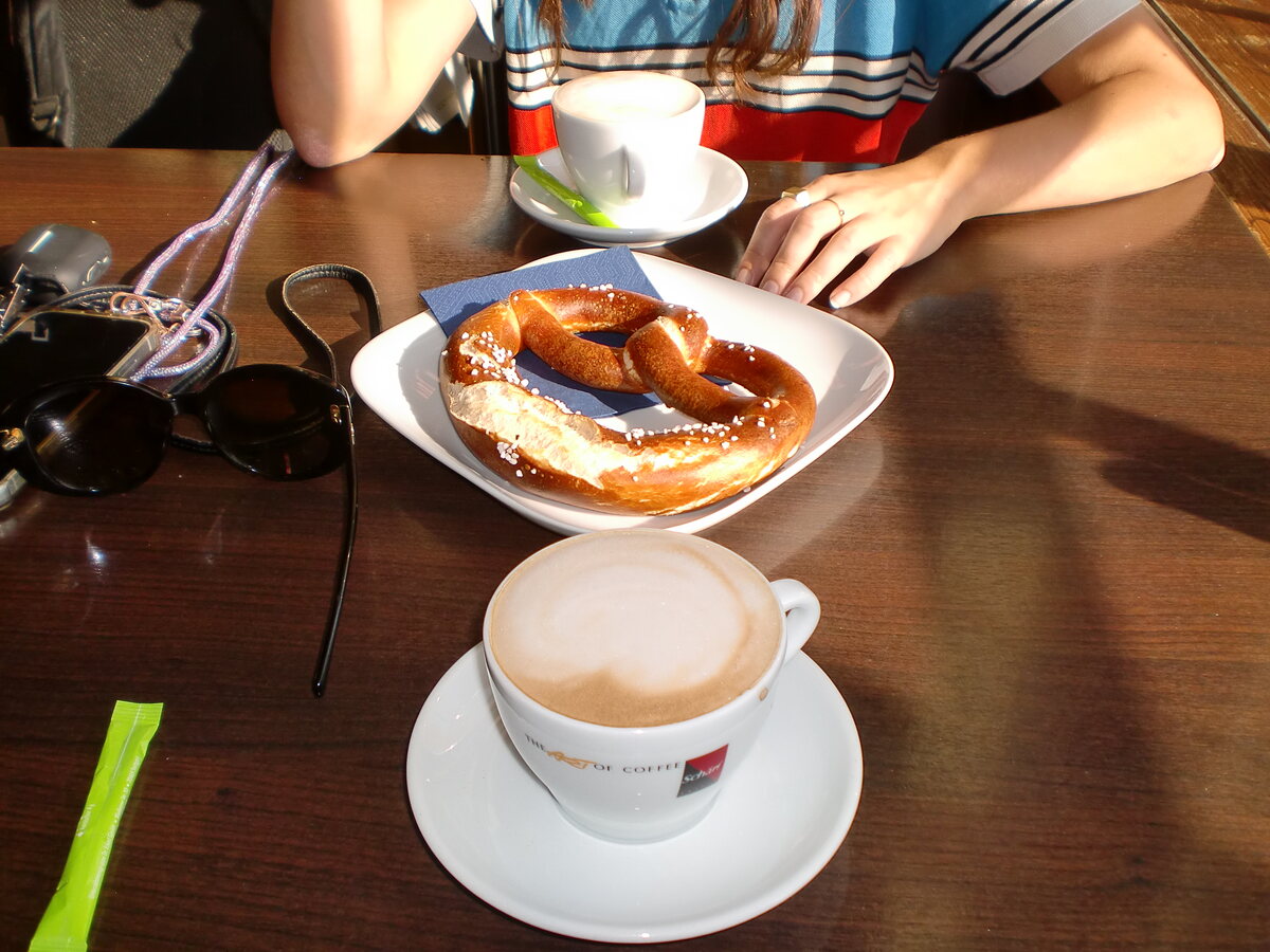 Coffee & Brezel